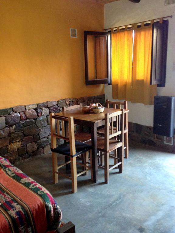 Posada Suri Huasi Tilcara Habitación foto